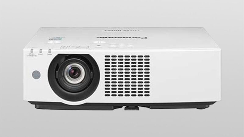 Panasonic PT-VMZ60 Video Projector